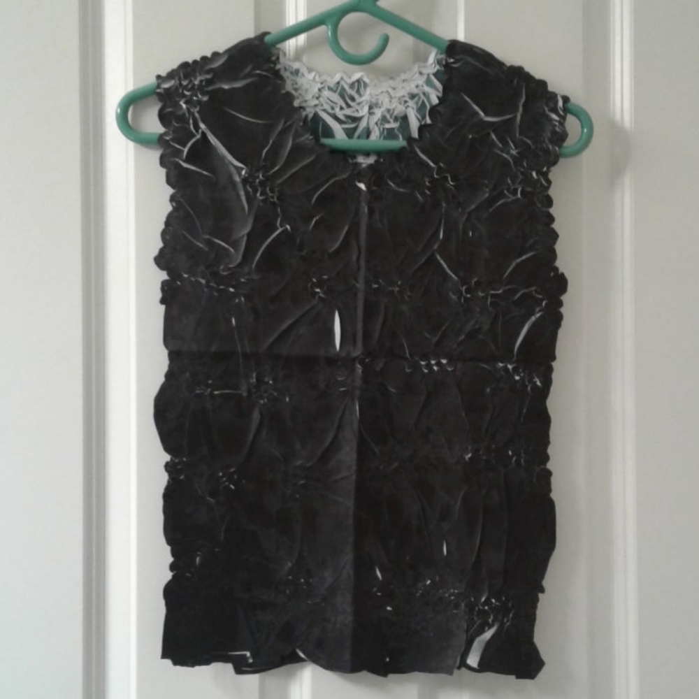 NEW Reversible Sleeveless camisole